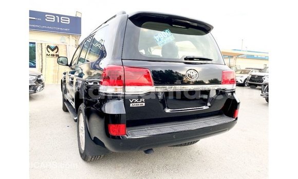 Buy Import Toyota Land Cruiser Black Car in Import - Dubai in Arusha Buy Import Toyota Land Cruiser Black Car in Import - Dubai in Arusha