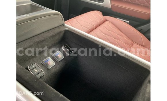 Buy Import Toyota Land Cruiser Black Car in Import - Dubai in Arusha Buy Import Toyota Land Cruiser Black Car in Import - Dubai in Arusha