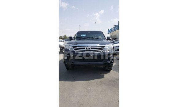 Buy Import Toyota Fortuner Black Car in Import - Dubai in Arusha Buy Import Toyota Fortuner Black Car in Import - Dubai in Arusha