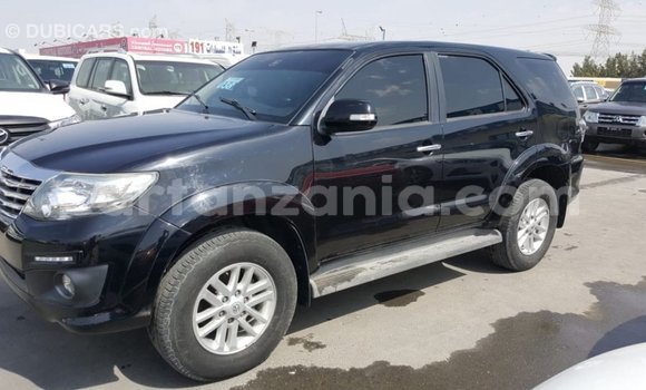 Buy Import Toyota Fortuner Black Car in Import - Dubai in Arusha Buy Import Toyota Fortuner Black Car in Import - Dubai in Arusha