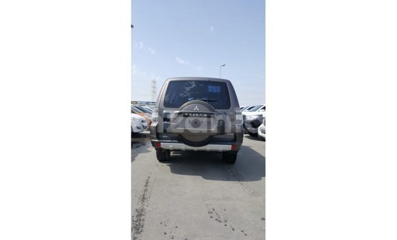 Buy Import Mitsubishi Pajero Brown Car in Import - Dubai in Arusha Buy Import Mitsubishi Pajero Brown Car in Import - Dubai in Arusha