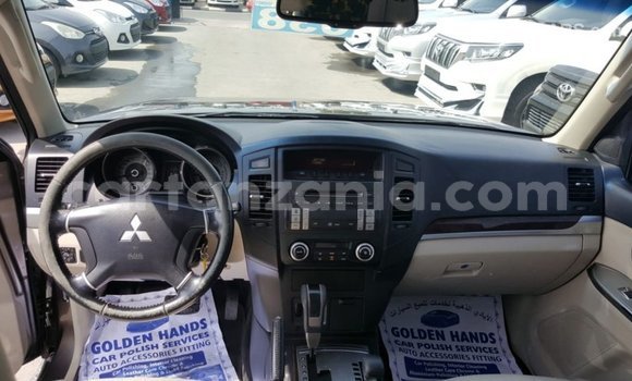 Buy Import Mitsubishi Pajero Brown Car in Import - Dubai in Arusha Buy Import Mitsubishi Pajero Brown Car in Import - Dubai in Arusha
