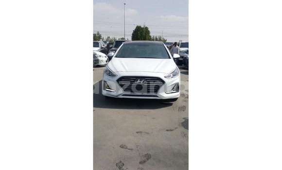 Buy Import Hyundai Sonata White Car in Import - Dubai in Arusha Buy Import Hyundai Sonata White Car in Import - Dubai in Arusha