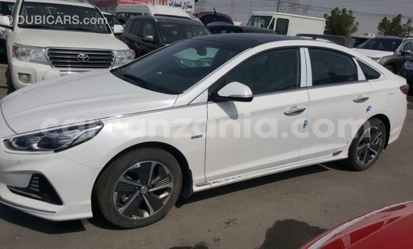 Buy Import Hyundai Sonata White Car in Import - Dubai in Arusha Buy Import Hyundai Sonata White Car in Import - Dubai in Arusha