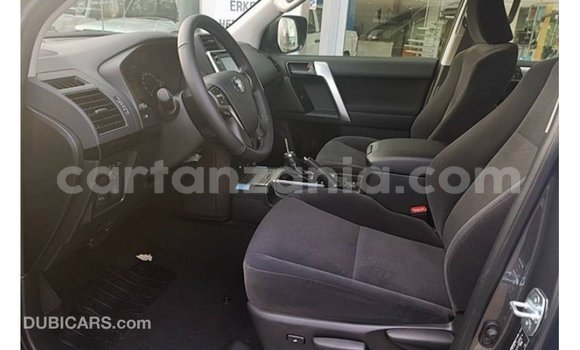 Nunua Imported Toyota Prado Nyeusi Gari ndani ya Import - Dubai nchini Arusha Nunua Imported Toyota Prado Nyeusi Gari ndani ya Import - Dubai nchini Arusha