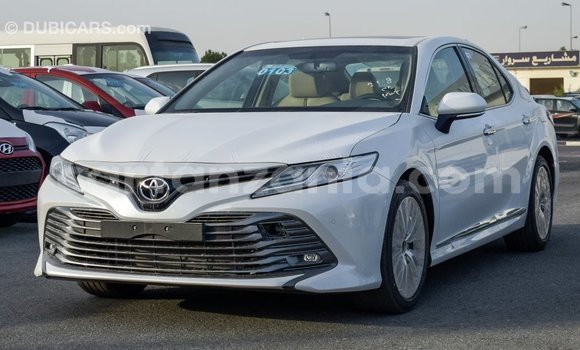Buy Import Toyota Camry White Car in Import - Dubai in Arusha Buy Import Toyota Camry White Car in Import - Dubai in Arusha
