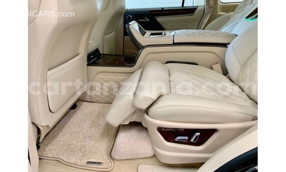 Nunua Imported Lexus LX Nyeusi Gari ndani ya Import - Dubai nchini Arusha Nunua Imported Lexus LX Nyeusi Gari ndani ya Import - Dubai nchini Arusha