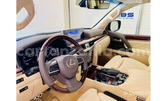Nunua Imported Lexus LX Nyeusi Gari ndani ya Import - Dubai nchini Arusha Nunua Imported Lexus LX Nyeusi Gari ndani ya Import - Dubai nchini Arusha