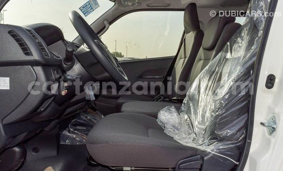 Buy Import Toyota Hiace White Car in Import - Dubai in Arusha Buy Import Toyota Hiace White Car in Import - Dubai in Arusha