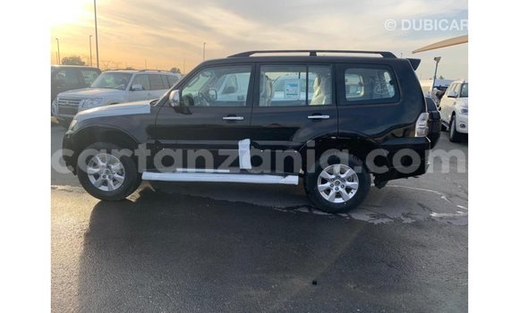 Buy Import Mitsubishi Pajero Black Car in Import - Dubai in Arusha Buy Import Mitsubishi Pajero Black Car in Import - Dubai in Arusha