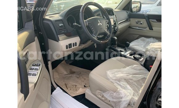 Buy Import Mitsubishi Pajero Black Car in Import - Dubai in Arusha Buy Import Mitsubishi Pajero Black Car in Import - Dubai in Arusha