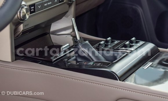 Buy Import Lexus GX White Car in Import - Dubai in Arusha Buy Import Lexus GX White Car in Import - Dubai in Arusha