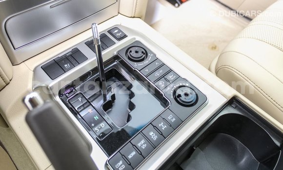 Nunua Imported Toyota Land Cruiser Nyeusi Gari ndani ya Import - Dubai nchini Arusha Nunua Imported Toyota Land Cruiser Nyeusi Gari ndani ya Import - Dubai nchini Arusha