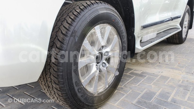 Big with watermark toyota land cruiser arusha import dubai 8855