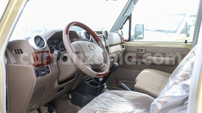 Big with watermark toyota land cruiser arusha import dubai 8856