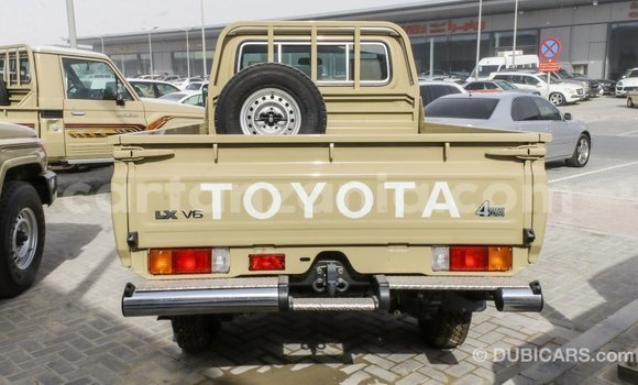 Nunua Imported Toyota Land Cruiser Beige Gari ndani ya Import - Dubai nchini Arusha Nunua Imported Toyota Land Cruiser Beige Gari ndani ya Import - Dubai nchini Arusha