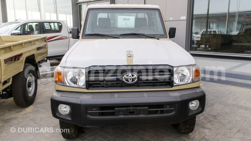 Big with watermark toyota land cruiser arusha import dubai 8860