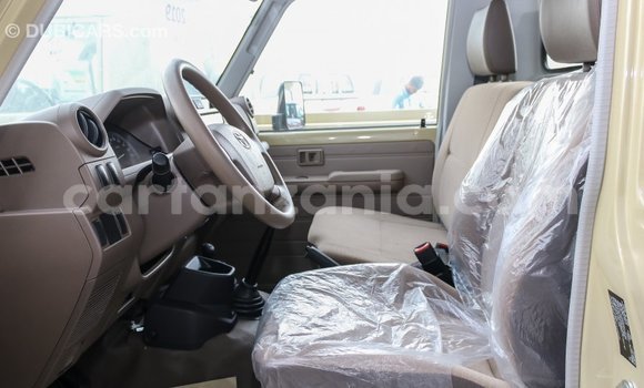 Nunua Imported Toyota Land Cruiser Beige Gari ndani ya Import - Dubai nchini Arusha Nunua Imported Toyota Land Cruiser Beige Gari ndani ya Import - Dubai nchini Arusha