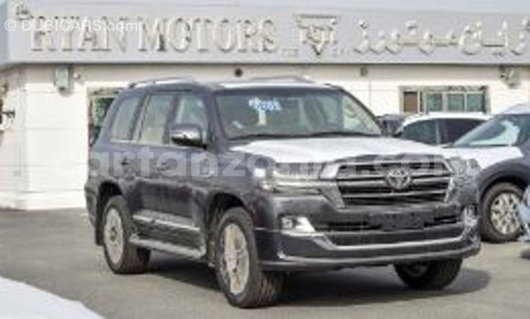 Buy Import Toyota Land Cruiser Other Car in Import - Dubai in Arusha Buy Import Toyota Land Cruiser Other Car in Import - Dubai in Arusha