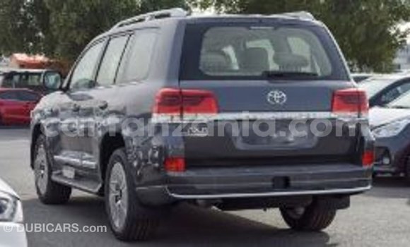 Buy Import Toyota Land Cruiser Other Car in Import - Dubai in Arusha Buy Import Toyota Land Cruiser Other Car in Import - Dubai in Arusha