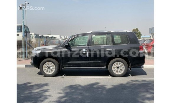 Nunua Imported Toyota Land Cruiser Nyeusi Gari ndani ya Import - Dubai nchini Arusha Nunua Imported Toyota Land Cruiser Nyeusi Gari ndani ya Import - Dubai nchini Arusha