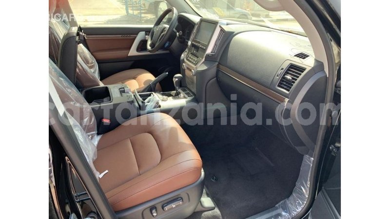 Big with watermark toyota land cruiser arusha import dubai 8872