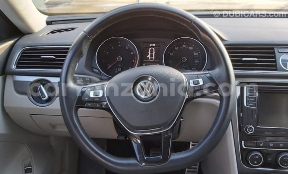 Buy Import Volkswagen Passat Blue Car in Import - Dubai in Arusha Buy Import Volkswagen Passat Blue Car in Import - Dubai in Arusha