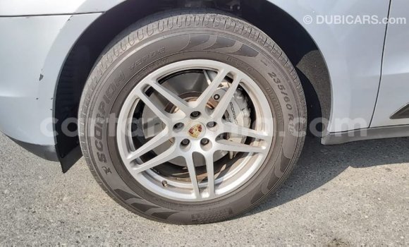 Buy Import Porsche Macan Other Car in Import - Dubai in Arusha Buy Import Porsche Macan Other Car in Import - Dubai in Arusha