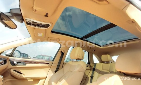 Buy Import Porsche Macan Other Car in Import - Dubai in Arusha Buy Import Porsche Macan Other Car in Import - Dubai in Arusha
