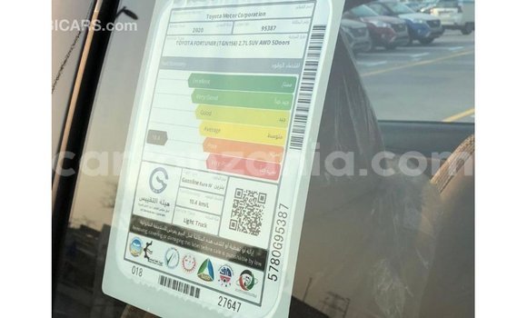 Nunua Imported Toyota Fortuner Nyeusi Gari ndani ya Import - Dubai nchini Arusha Nunua Imported Toyota Fortuner Nyeusi Gari ndani ya Import - Dubai nchini Arusha