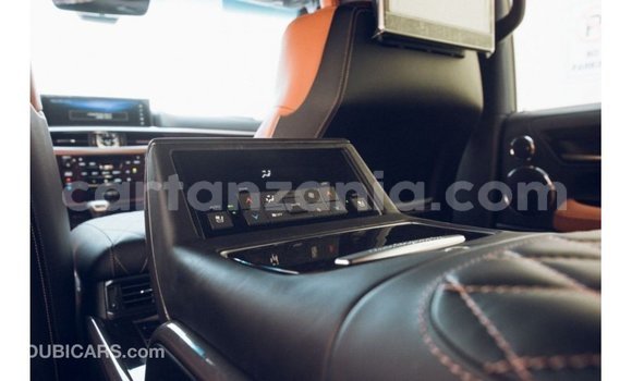 Nunua Imported Lexus LX Nyeusi Gari ndani ya Import - Dubai nchini Arusha Nunua Imported Lexus LX Nyeusi Gari ndani ya Import - Dubai nchini Arusha