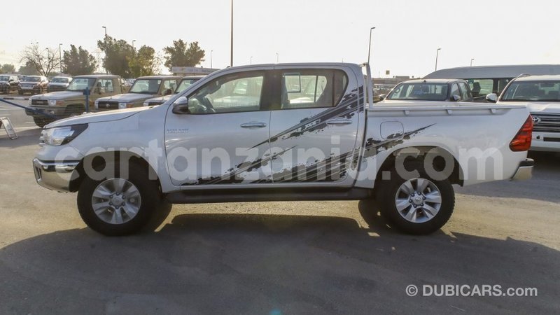 Big with watermark toyota hilux arusha import dubai 8906