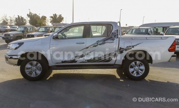 Buy Import Toyota Hilux White Car in Import - Dubai in Arusha Buy Import Toyota Hilux White Car in Import - Dubai in Arusha