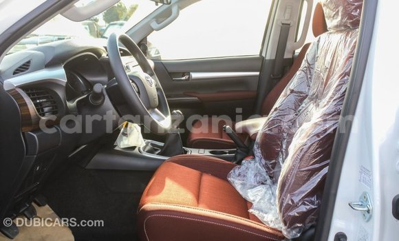 Buy Import Toyota Hilux White Car in Import - Dubai in Arusha Buy Import Toyota Hilux White Car in Import - Dubai in Arusha