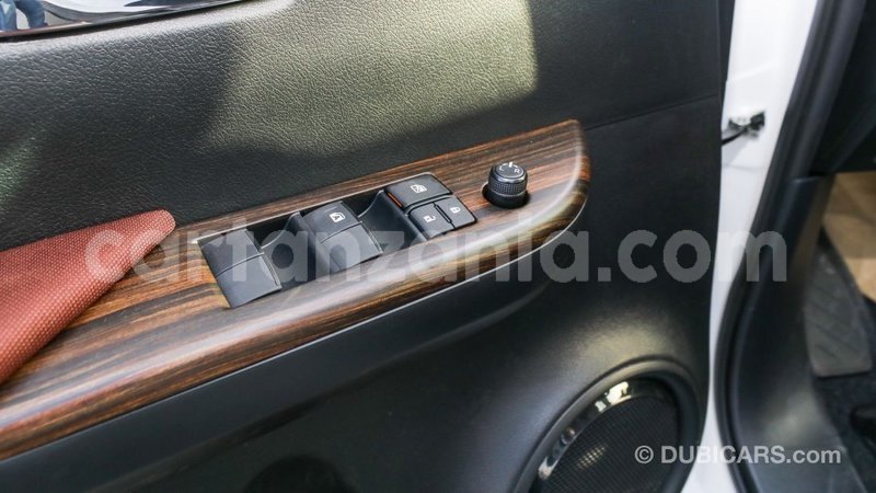 Big with watermark toyota hilux arusha import dubai 8906