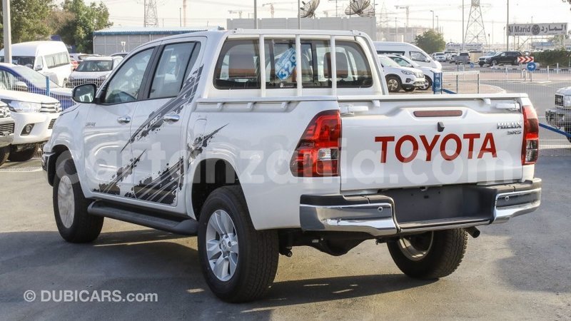 Big with watermark toyota hilux arusha import dubai 8906