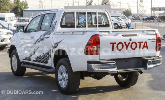 Buy Import Toyota Hilux White Car in Import - Dubai in Arusha Buy Import Toyota Hilux White Car in Import - Dubai in Arusha