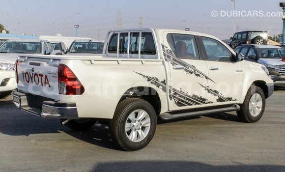 Buy Import Toyota Hilux White Car in Import - Dubai in Arusha Buy Import Toyota Hilux White Car in Import - Dubai in Arusha
