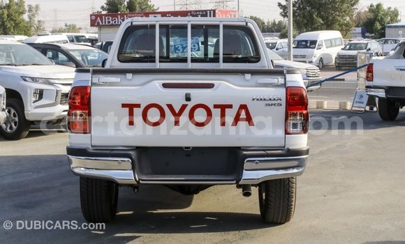 Buy Import Toyota Hilux White Car in Import - Dubai in Arusha Buy Import Toyota Hilux White Car in Import - Dubai in Arusha