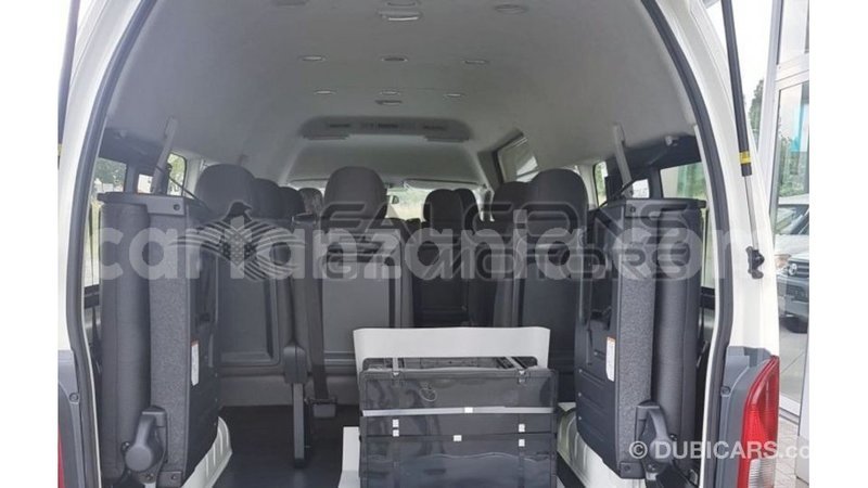 Big with watermark toyota hiace arusha import dubai 8916