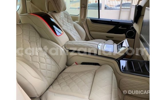 Nunua Imported Lexus LX Nyeupe Gari ndani ya Import - Dubai nchini Arusha Nunua Imported Lexus LX Nyeupe Gari ndani ya Import - Dubai nchini Arusha