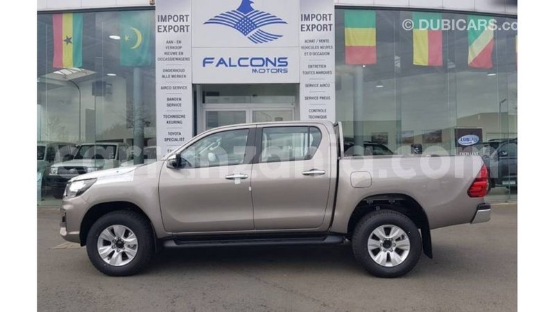 Big with watermark toyota hilux arusha import dubai 8925