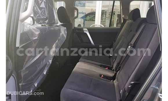 Nunua Imported Toyota Prado Nyeusi Gari ndani ya Import - Dubai nchini Arusha Nunua Imported Toyota Prado Nyeusi Gari ndani ya Import - Dubai nchini Arusha