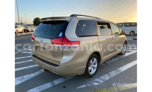 Buy Import Toyota Sienna Other Car in Import - Dubai in Arusha Buy Import Toyota Sienna Other Car in Import - Dubai in Arusha