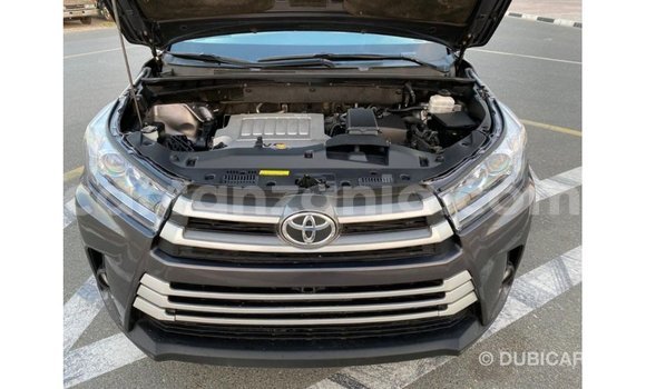 Nunua Imported Toyota Highlander Nyingine Gari ndani ya Import - Dubai nchini Arusha Nunua Imported Toyota Highlander Nyingine Gari ndani ya Import - Dubai nchini Arusha