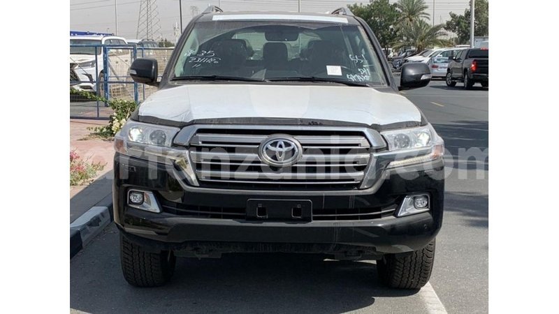 Big with watermark toyota land cruiser arusha import dubai 8940