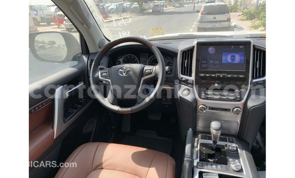 Buy Import Toyota Land Cruiser Black Car in Import - Dubai in Arusha Buy Import Toyota Land Cruiser Black Car in Import - Dubai in Arusha