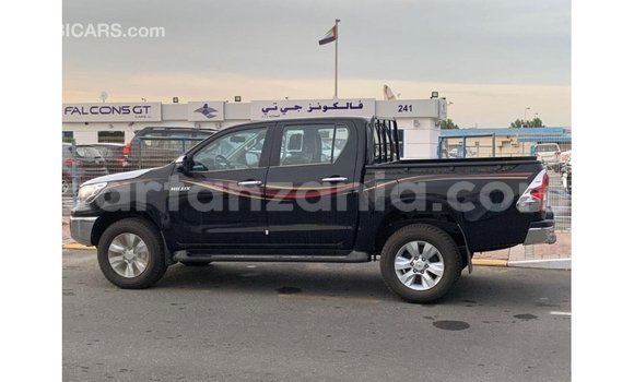 Nunua Imported Toyota Hilux Nyeusi Gari ndani ya Import - Dubai nchini Arusha Nunua Imported Toyota Hilux Nyeusi Gari ndani ya Import - Dubai nchini Arusha