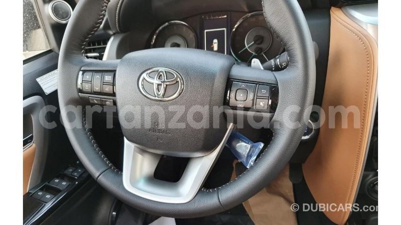 Big with watermark toyota fortuner arusha import dubai 8945