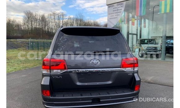 Nunua Imported Toyota Land Cruiser Nyeusi Gari ndani ya Import - Dubai nchini Arusha Nunua Imported Toyota Land Cruiser Nyeusi Gari ndani ya Import - Dubai nchini Arusha